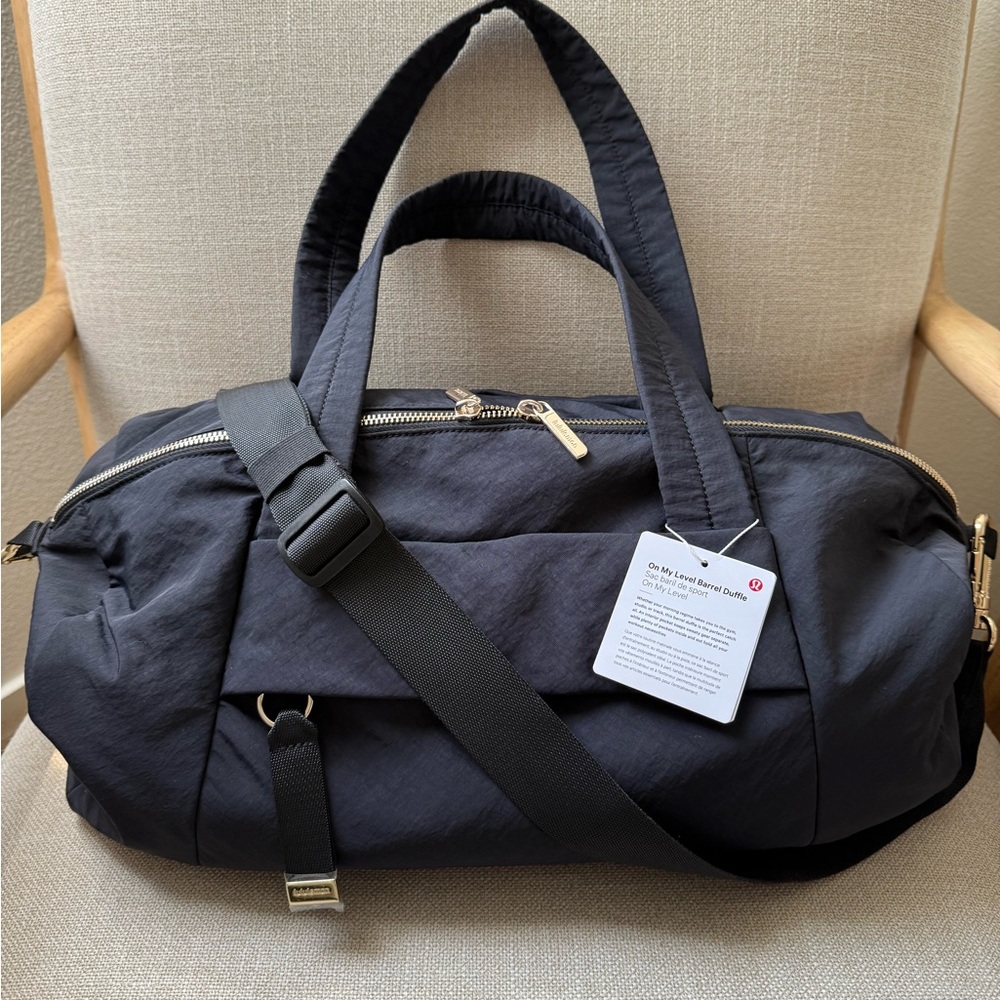 Lululemon on my level duffel bag 16L